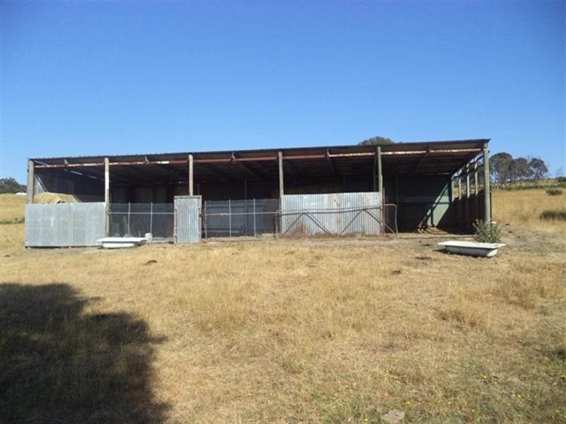 140 Arkells Lane, Wandong VIC 3758
