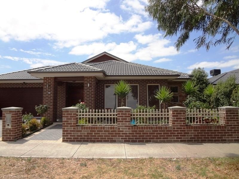 12 Kassandra Heights, Epping VIC 3076