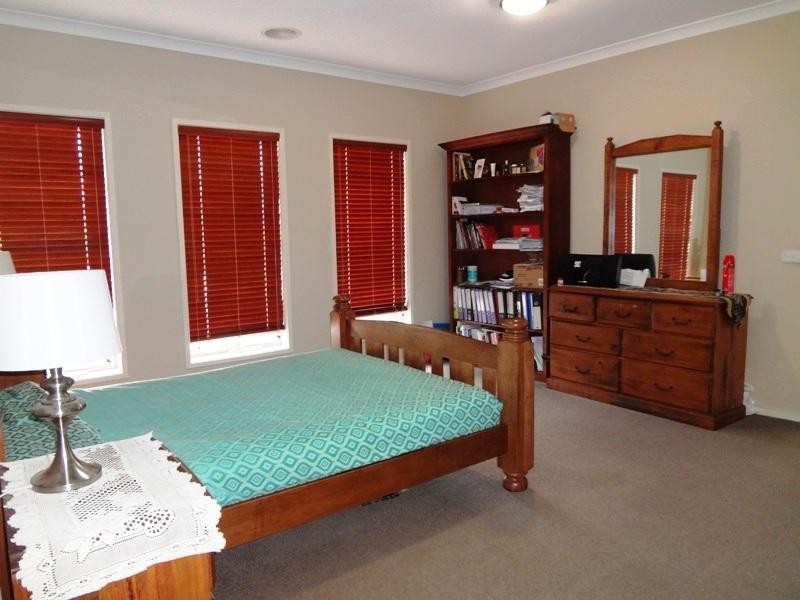 12 Kassandra Heights, Epping VIC 3076