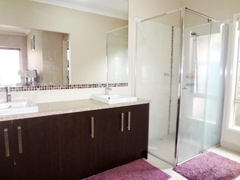 12 Kassandra Heights, Epping VIC 3076