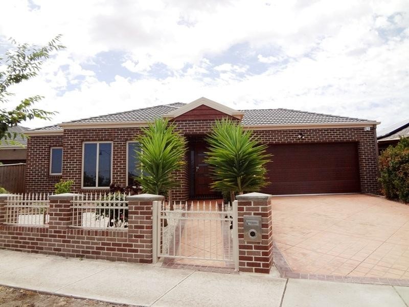 112 Lyndarum Drive, Epping VIC 3076