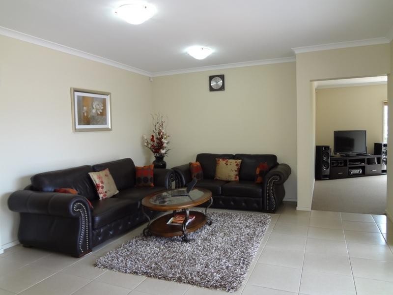 112 Lyndarum Drive, Epping VIC 3076