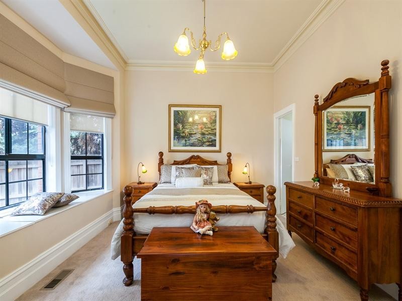 13 Lauren Court, Epping VIC 3076