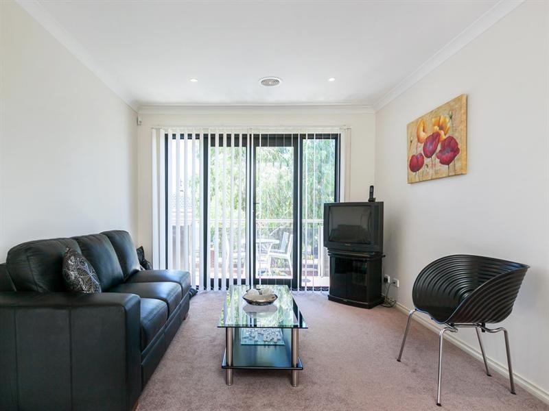 10 Coleraine Street, Epping VIC 3076