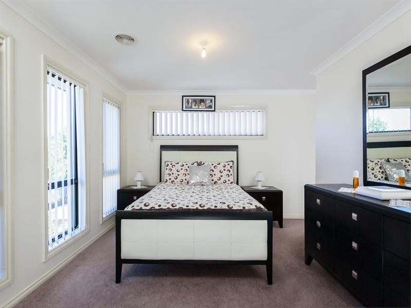 10 Coleraine Street, Epping VIC 3076