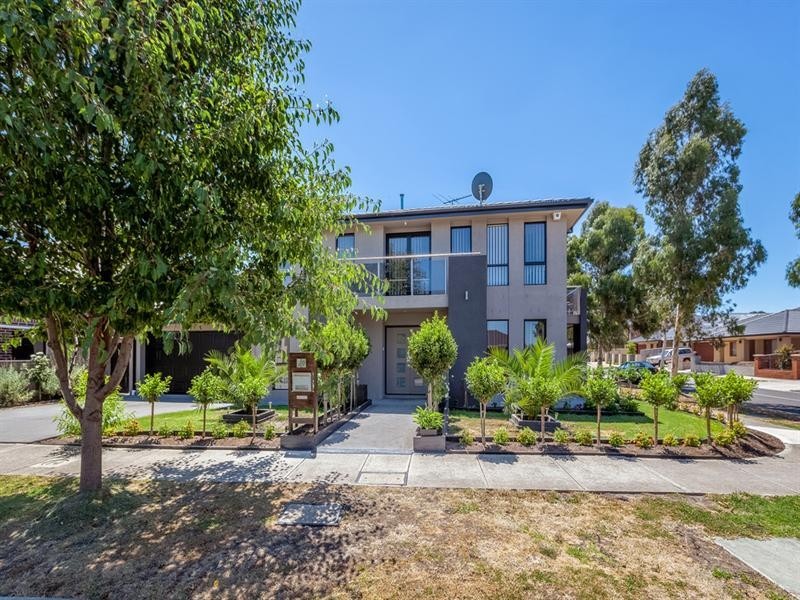 10 Coleraine Street, Epping VIC 3076