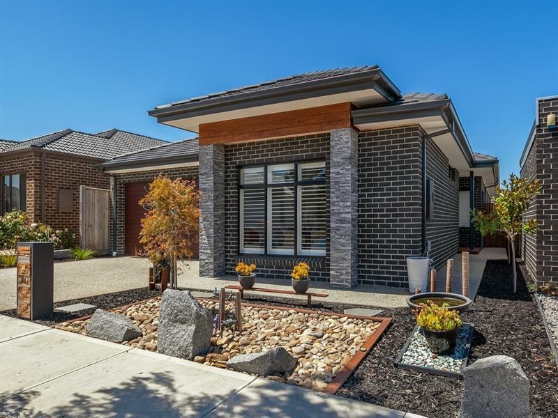 40 Stonegate Drive, Wollert VIC 3750