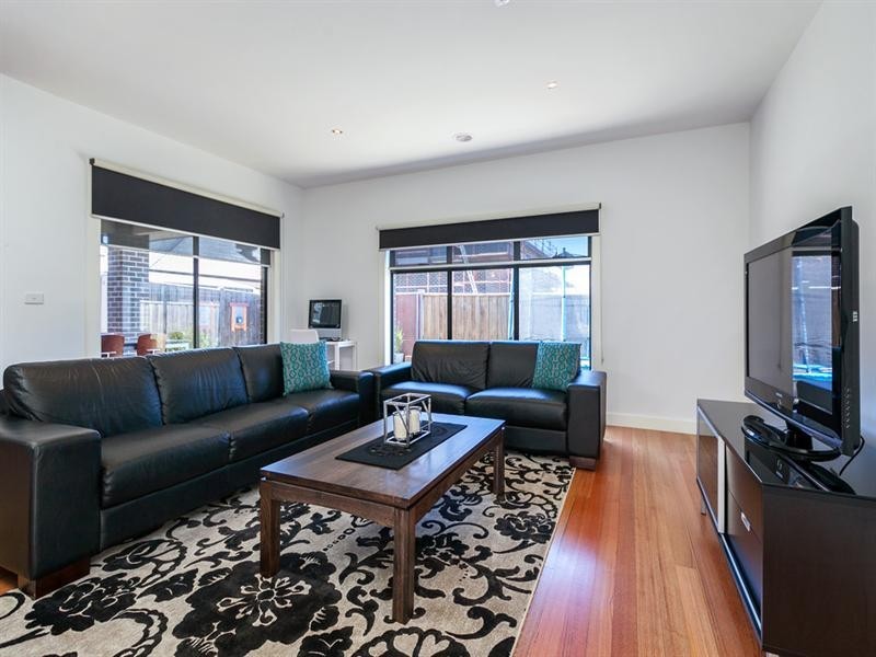 40 Stonegate Drive, Wollert VIC 3750
