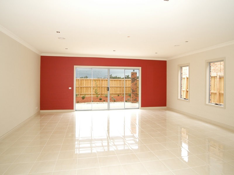 28 Cobb Street, South Morang VIC 3752