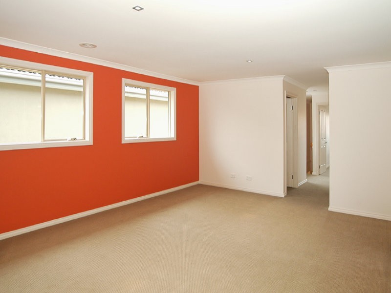 28 Cobb Street, South Morang VIC 3752