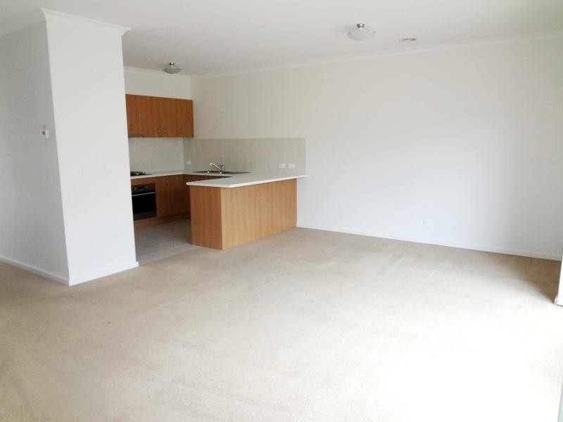 2 Prowse Walk, Epping VIC 3076