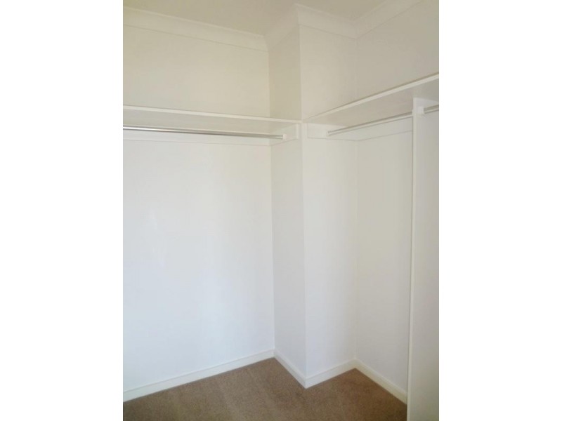 2 Prowse Walk, Epping VIC 3076