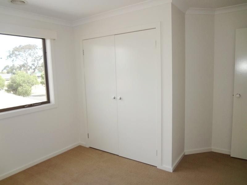 2 Prowse Walk, Epping VIC 3076