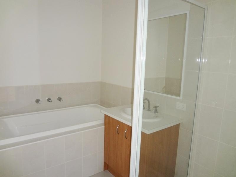 2 Prowse Walk, Epping VIC 3076