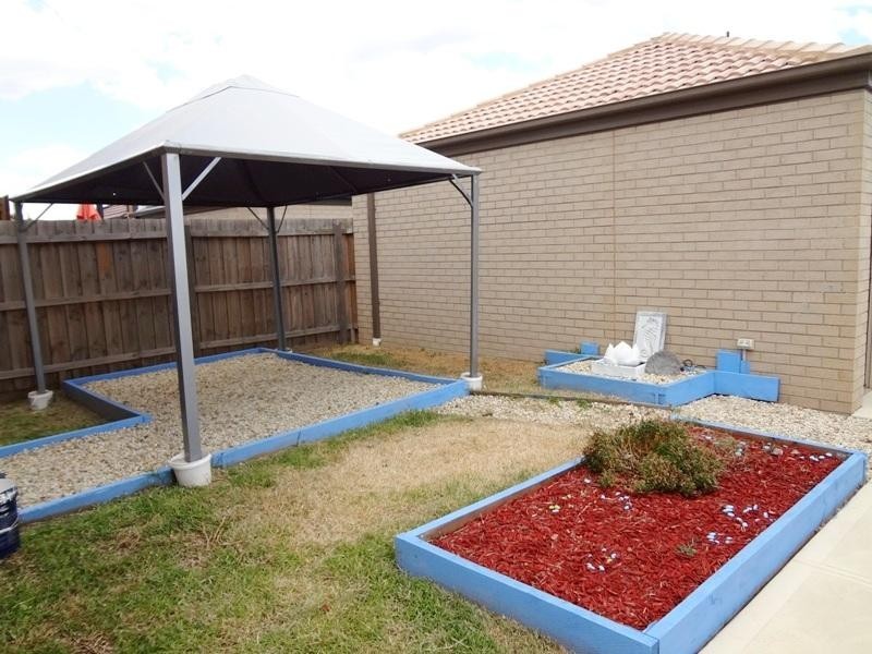 2 Prowse Walk, Epping VIC 3076