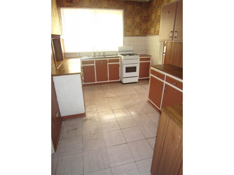 110 Cheddar Road, Reservoir VIC 3073