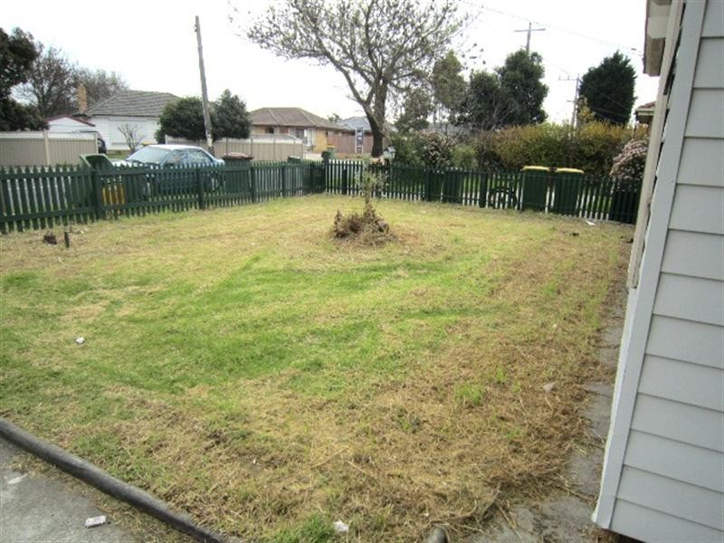 110 Cheddar Road, Reservoir VIC 3073