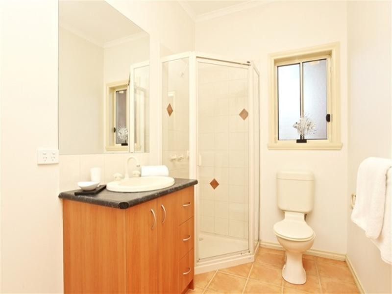 1/1 Mattea Court, Reservoir VIC 3073