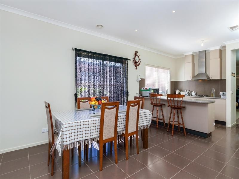 9 Kassandra Heights Way, Epping VIC 3076