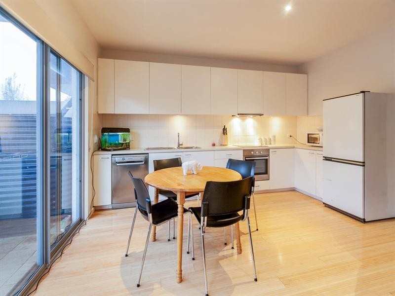 6 Poinsettia Court, Bundoora VIC 3083