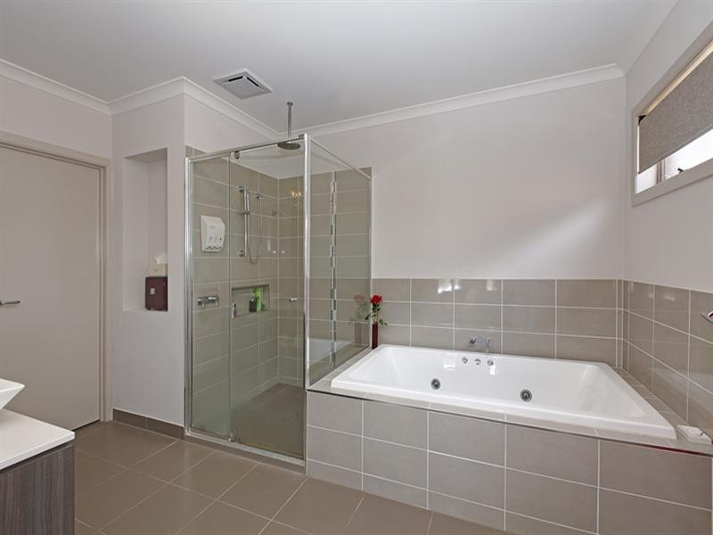 22 Empress Avenue, Epping VIC 3076