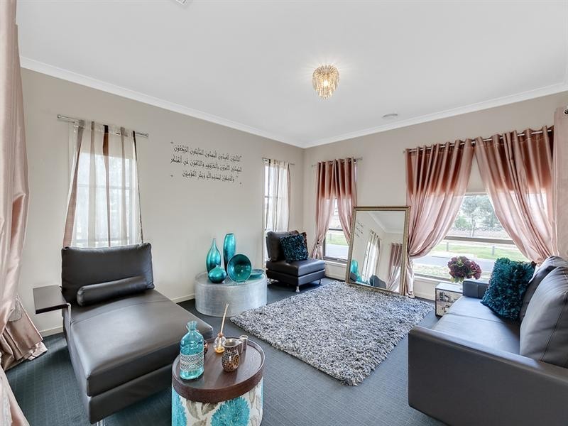 39 Kingscote Way, Epping VIC 3076