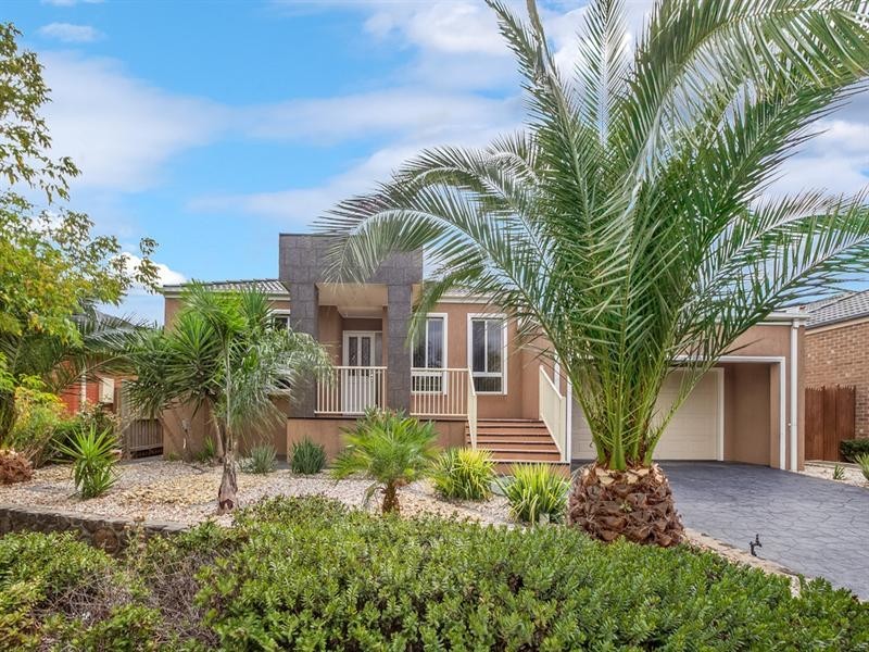 54 Burniston Avenue, Craigieburn VIC 3064