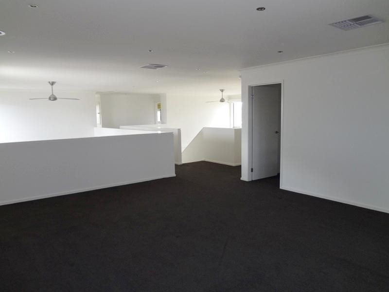 107 Mernda Village Drive, Mernda VIC 3754