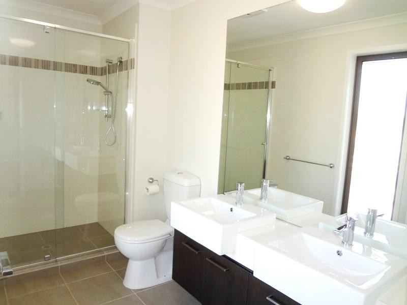10 Weerona Parkway, Wollert VIC 3750