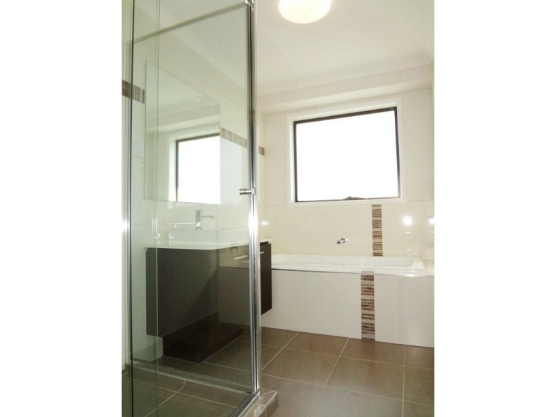 10 Weerona Parkway, Wollert VIC 3750