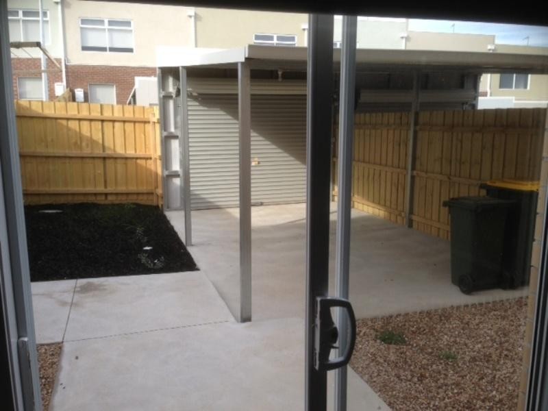 16 Oriano Street, Epping VIC 3076