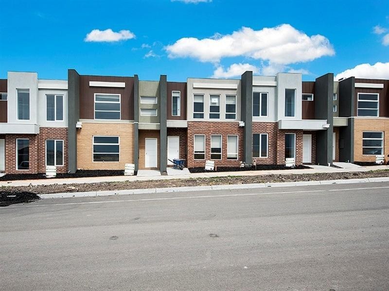 16 Oriano Street, Epping VIC 3076