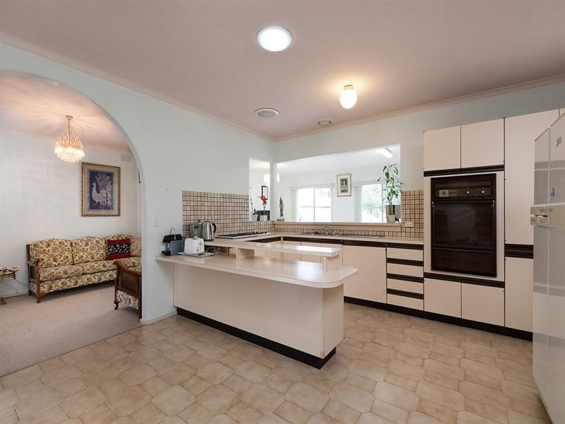 4 Holburn Way, Epping VIC 3076