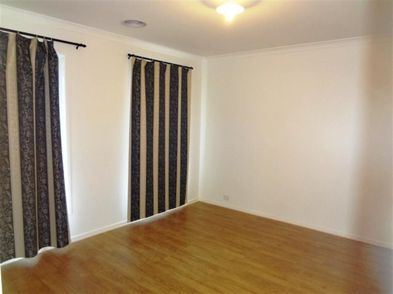 12 Lucindale Road, Wollert VIC 3750