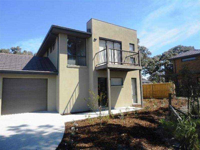 40 Lyndarum Drive, Epping VIC 3076