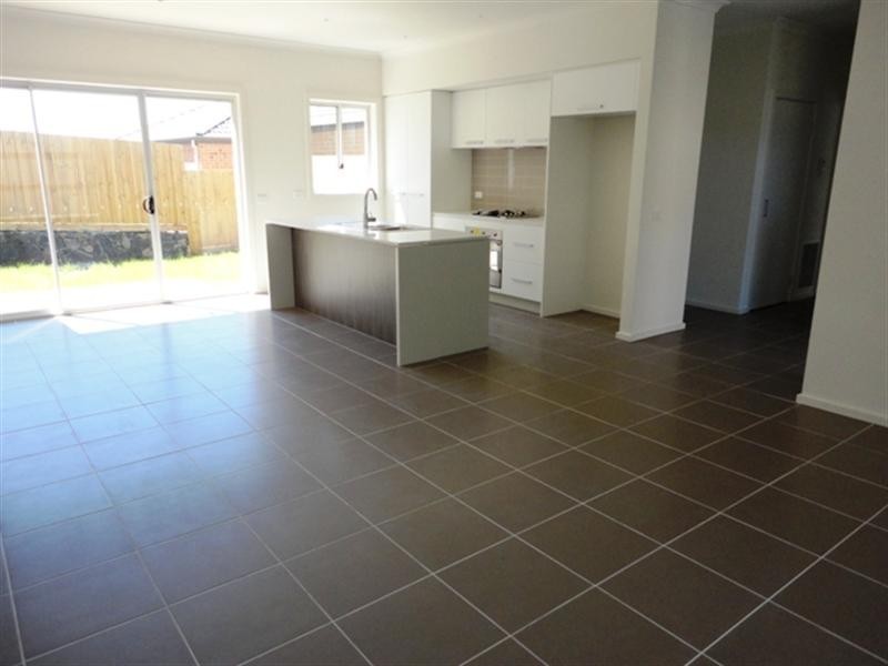 28 Cascade Crescent, Epping VIC 3076