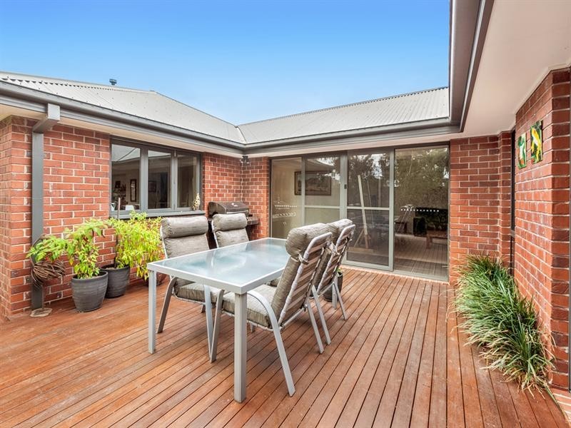 64 Shields Street, Epping VIC 3076