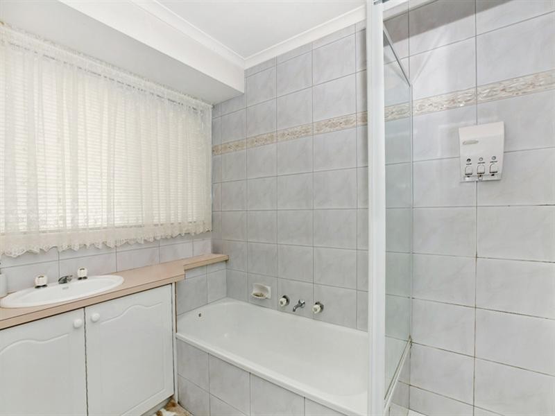 36 Dunlop Crescent, Mill Park VIC 3082