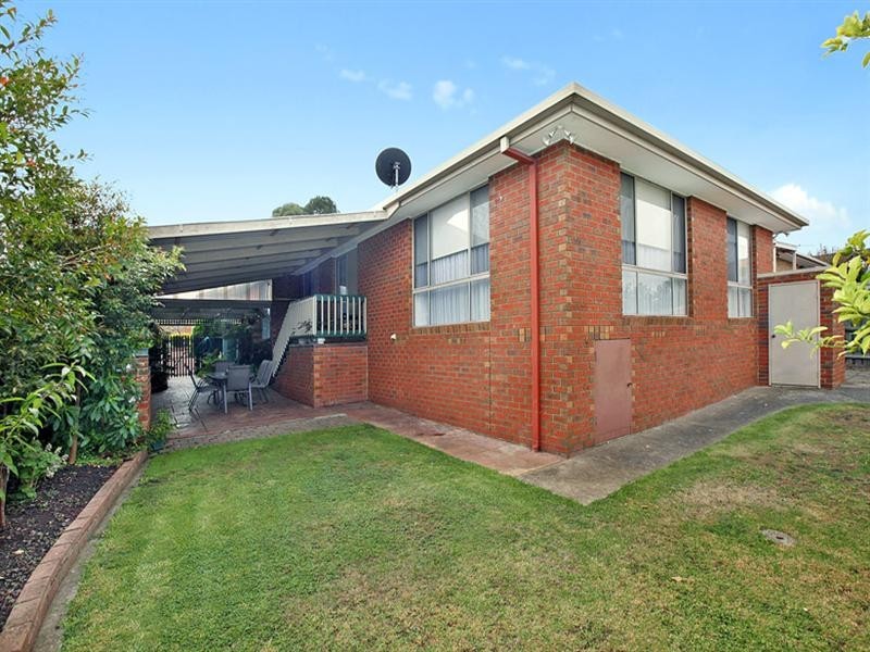 36 Dunlop Crescent, Mill Park VIC 3082