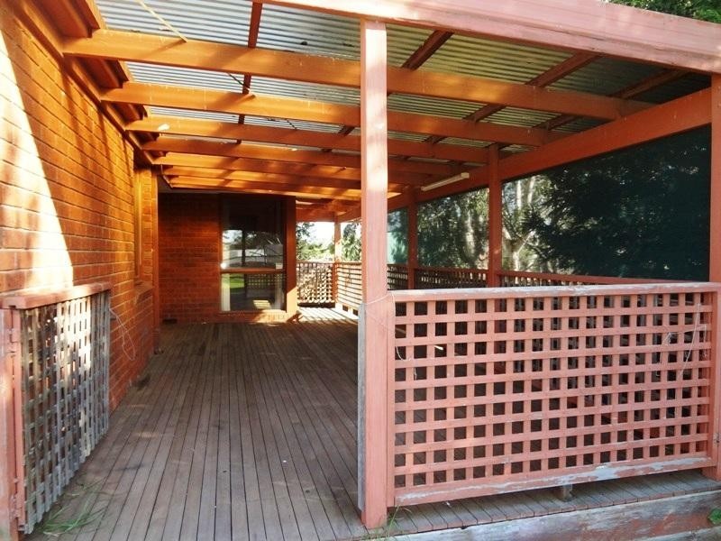 20 Meadow Glen Drive, Epping VIC 3076