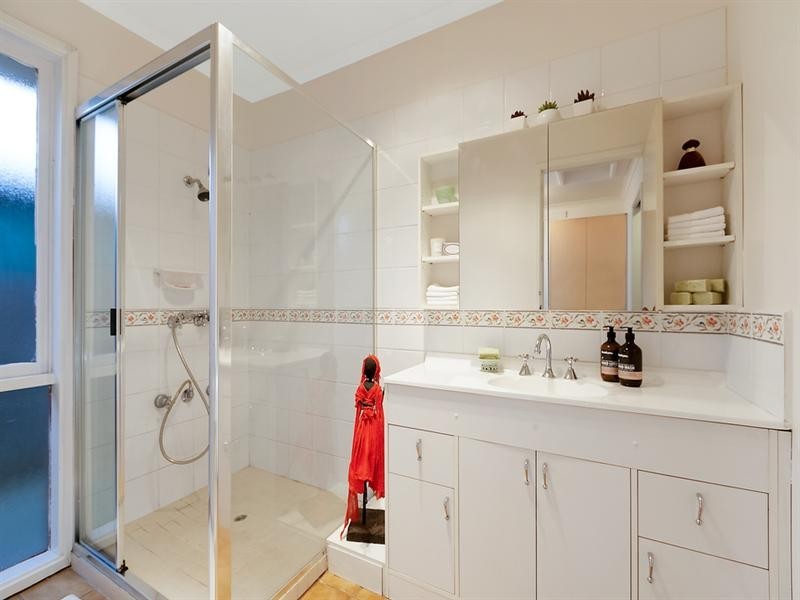 13 Glendale Avenue, Epping VIC 3076