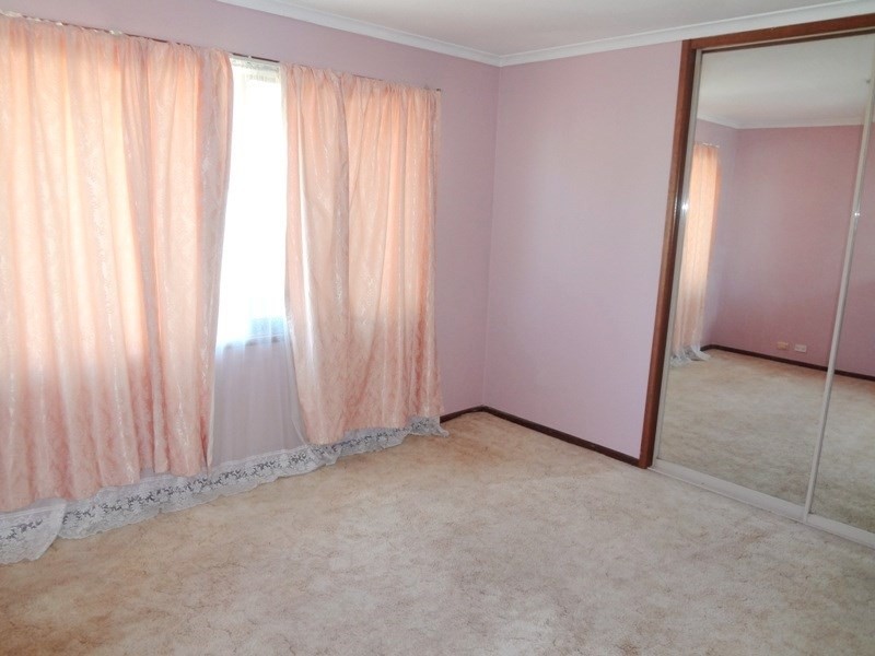 20 Meadow Glen Drive, Epping VIC 3076