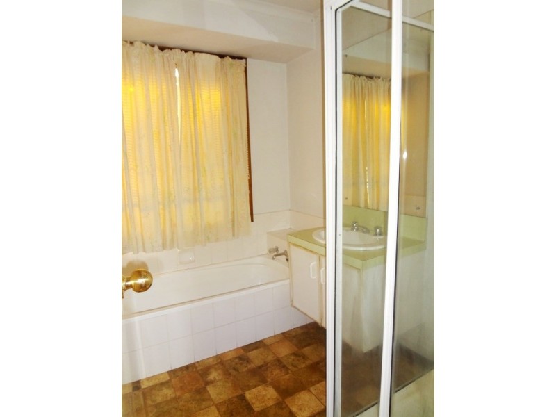 20 Meadow Glen Drive, Epping VIC 3076