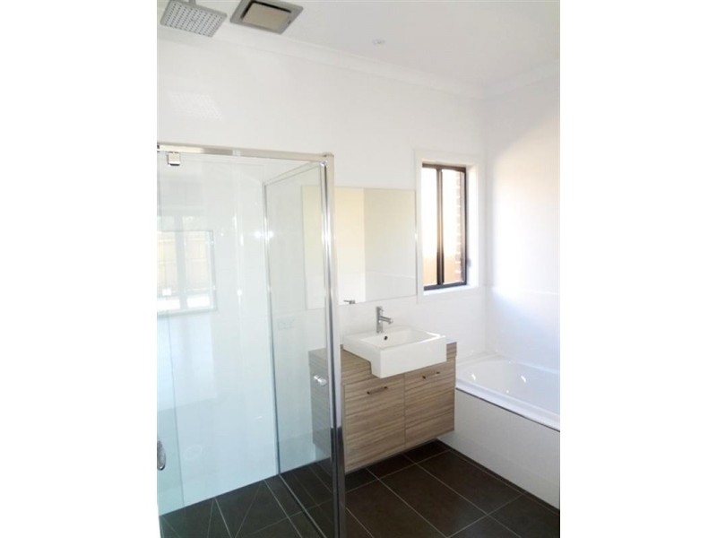 10 Efficient Street, Epping VIC 3076