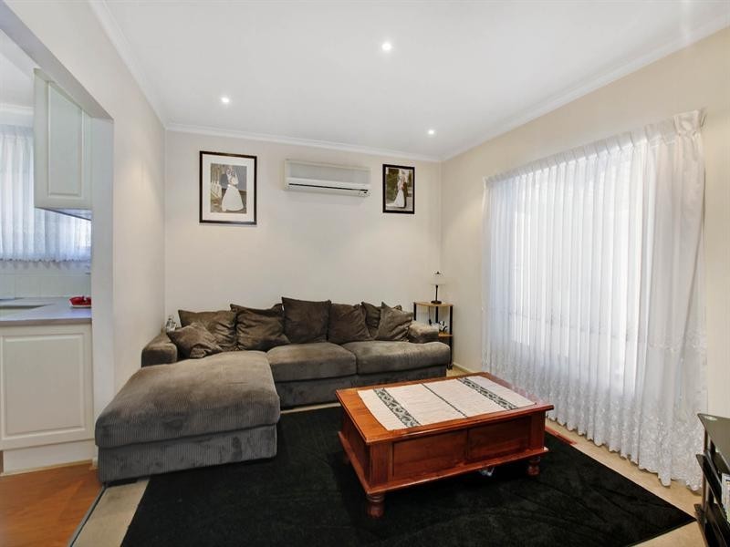 12 Greenstone Court, Thomastown VIC 3074