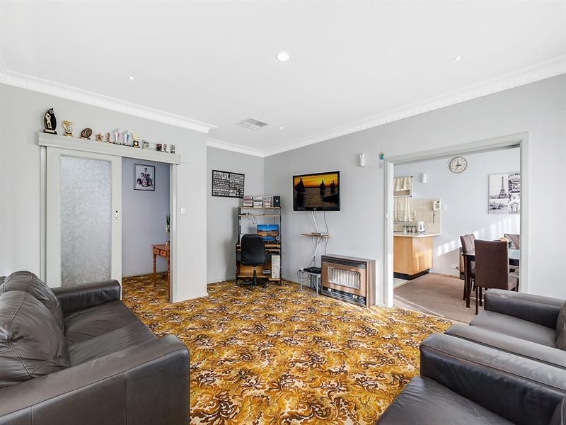 43 Queen Street, Lalor VIC 3075