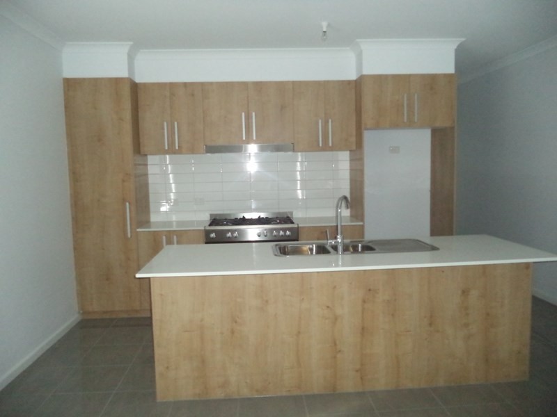 16 Erindale Rise, Mernda VIC 3754