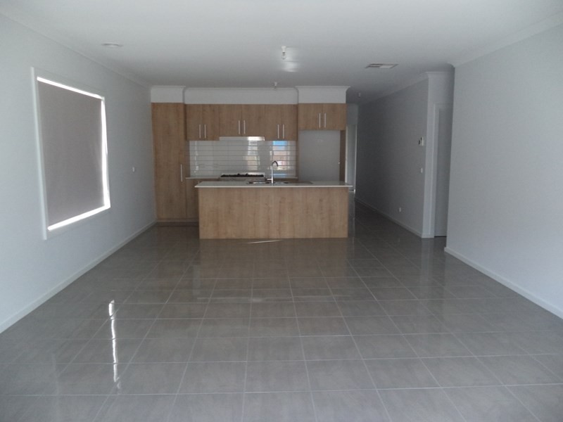 16 Erindale Rise, Mernda VIC 3754