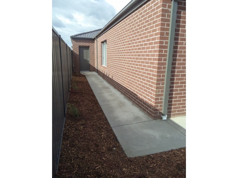 16 Erindale Rise, Mernda VIC 3754