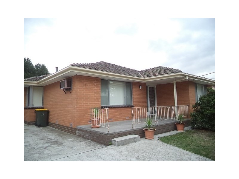 7 Hammond Drive, Epping VIC 3076